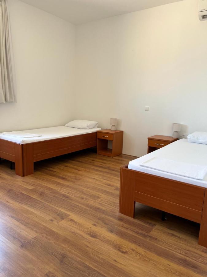 Apartments Angela Cesarica Kültér fotó
