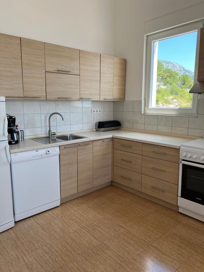 Apartments Angela Cesarica Kültér fotó
